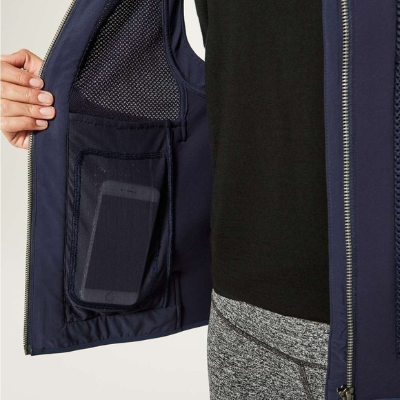 Lululemon The Spaces In Between Vest Midnight Navy - Picture 6 of 11